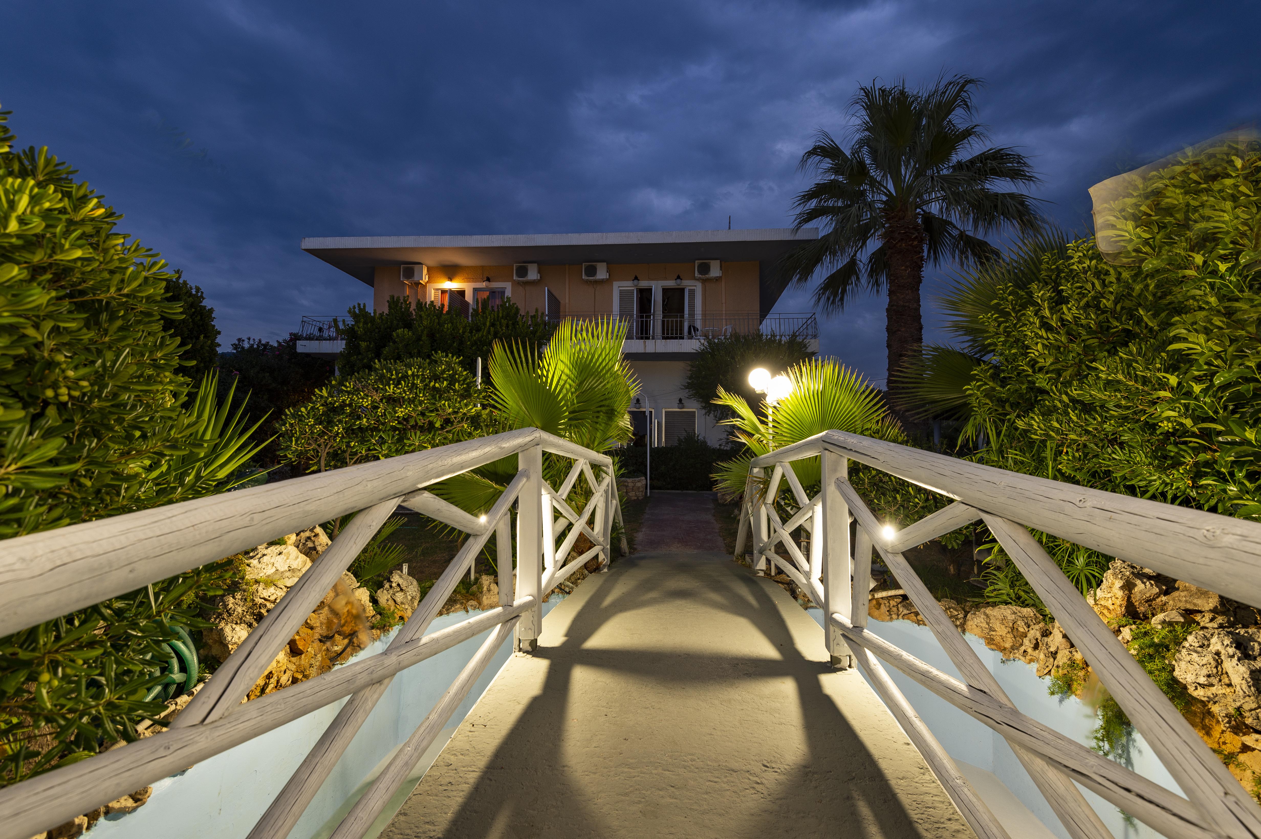 Hotel Agamemnon Beach Agioi Apostoloi  Extérieur photo